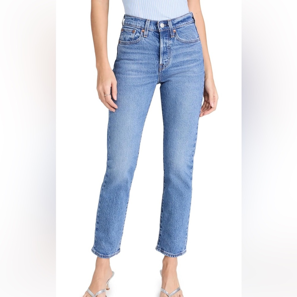 Levi’s Wedgie Jean Medium Wash